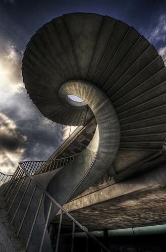 Stairway (Warsaw, Poland), author: Blazej Mrozinski, source: Flickr