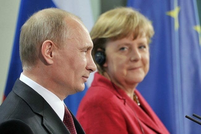 Władimir Putin i Angela Merkel. Źródło: kremlin.ru